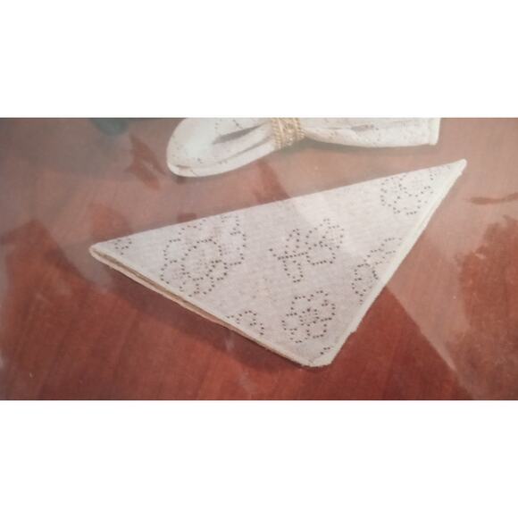 Quaker Lace Dinner Napkins White Set of 4 Vintage In Package - Picture 2 of 11